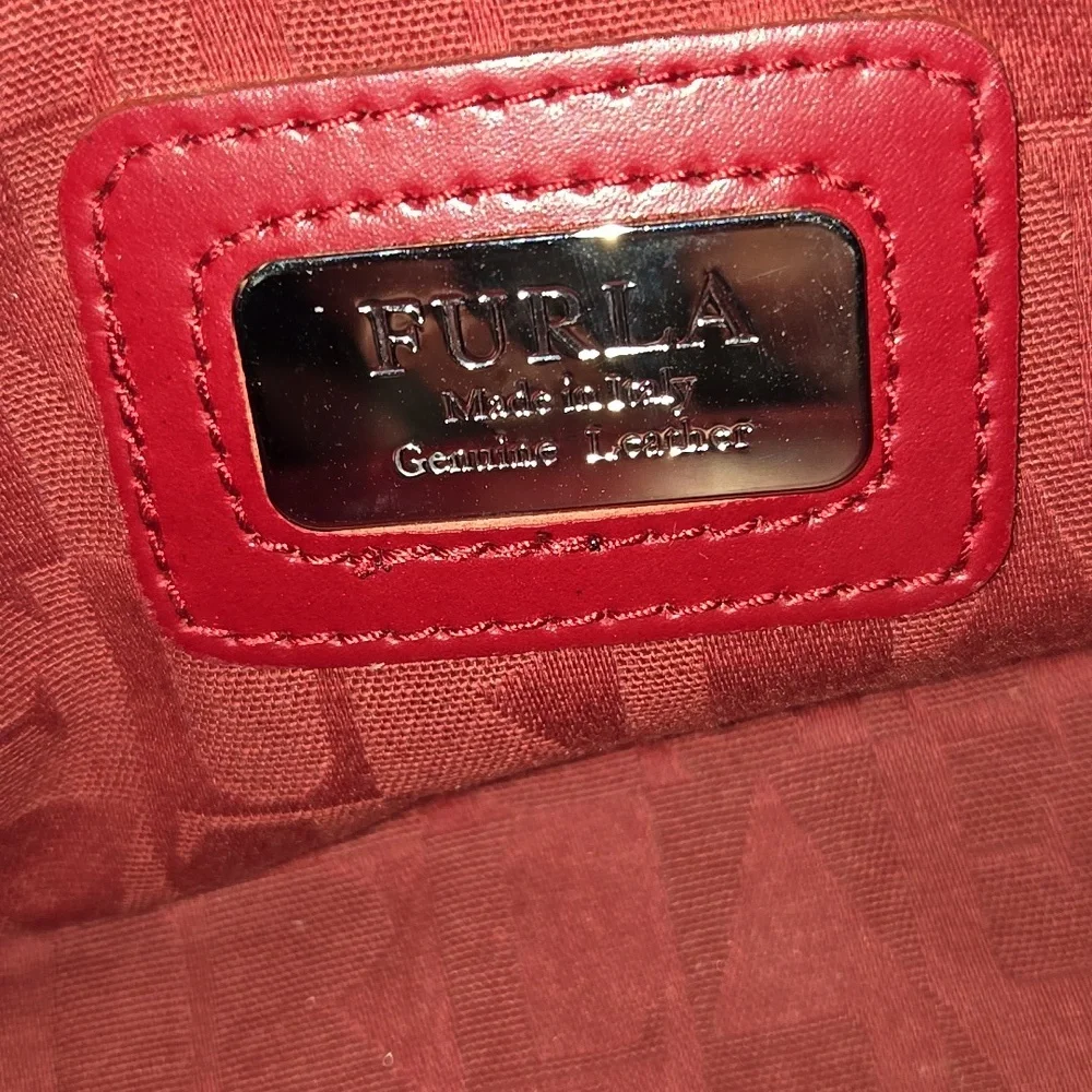 FURLA red leather handbag - Picture 3 of 11